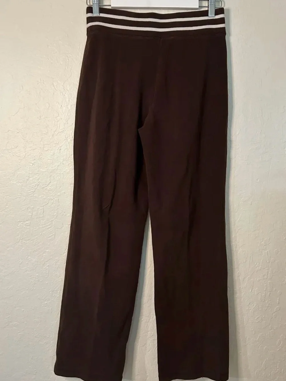 Anne Klein Sport sleek brown